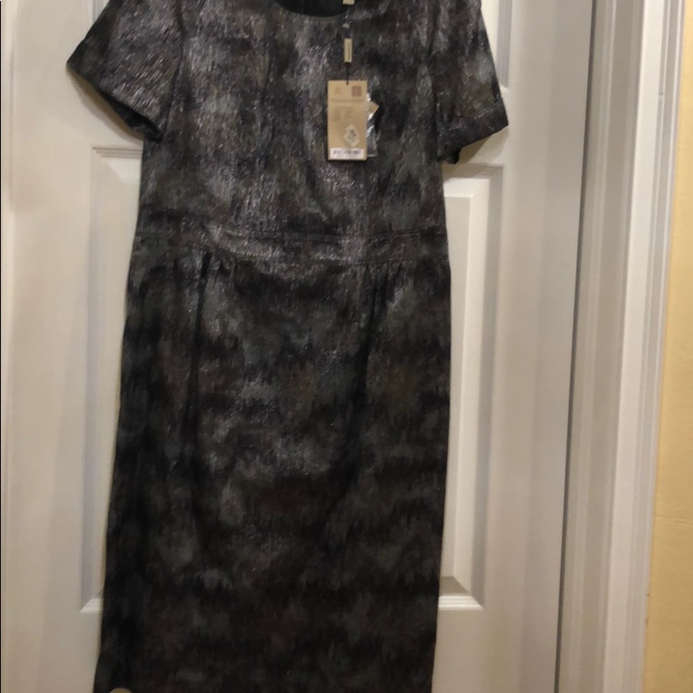 Burberry dress - Picture 6 of 14
